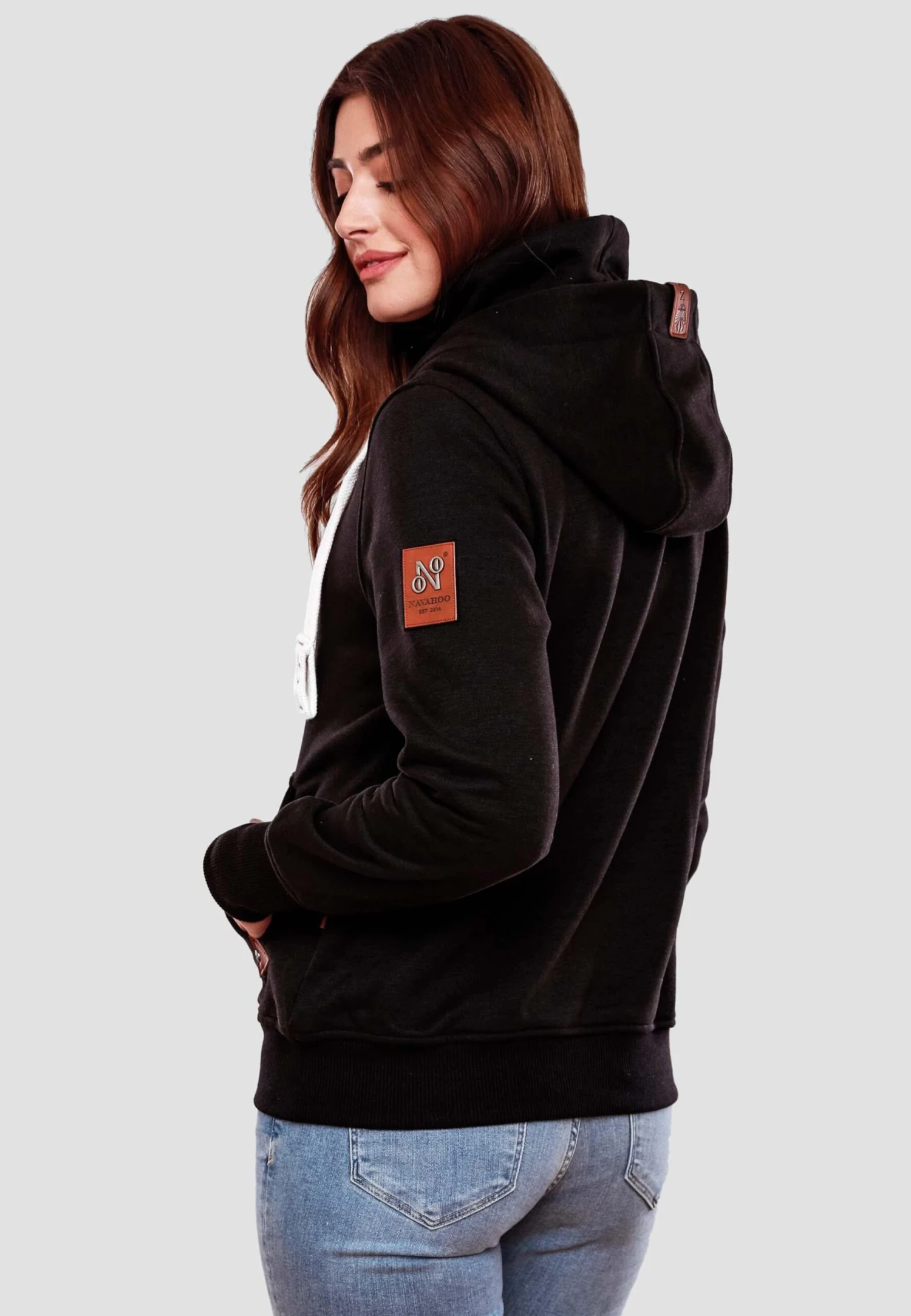 Navahoo Sweats à Capuche Sweat-shirt Raniaa Femme Noir 7 Navahoo Sweats à Capuche Sweat-shirt Raniaa Femme Noir – Image 7